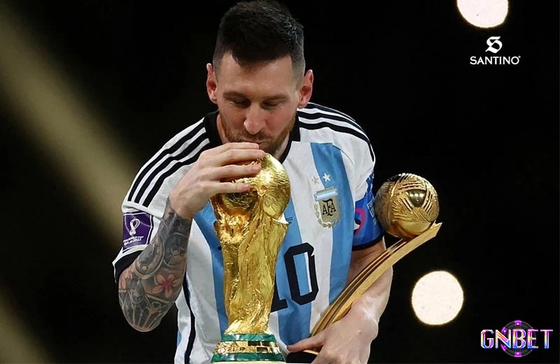 Cầu thủ vĩ đại nhất mọi thời đại được yêu mến nhất Lionel Messi