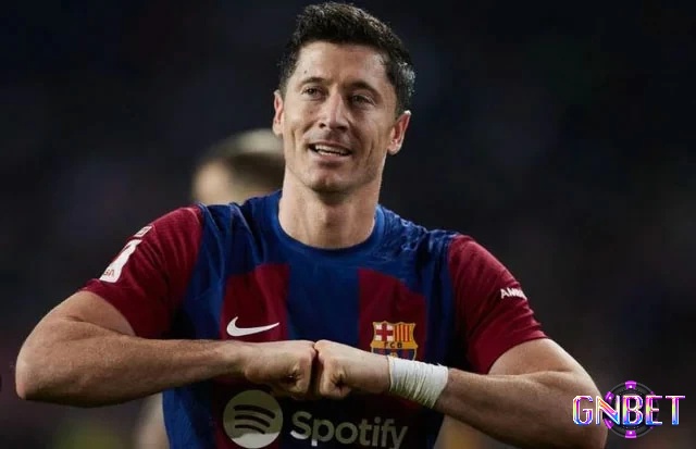 Robert Lewandowski xếp hạng 2 trong số các cầu thủ ghi bàn nhiều nhất Bundesliga