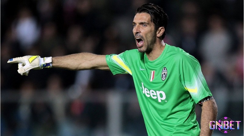 Gianluigi Buffon xứng đáng là thủ môn hay nhất Serie A