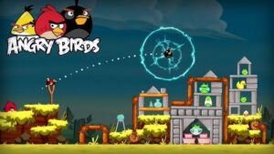 Game Angry Birds Classic: Gameplay với chú chim kinh điển