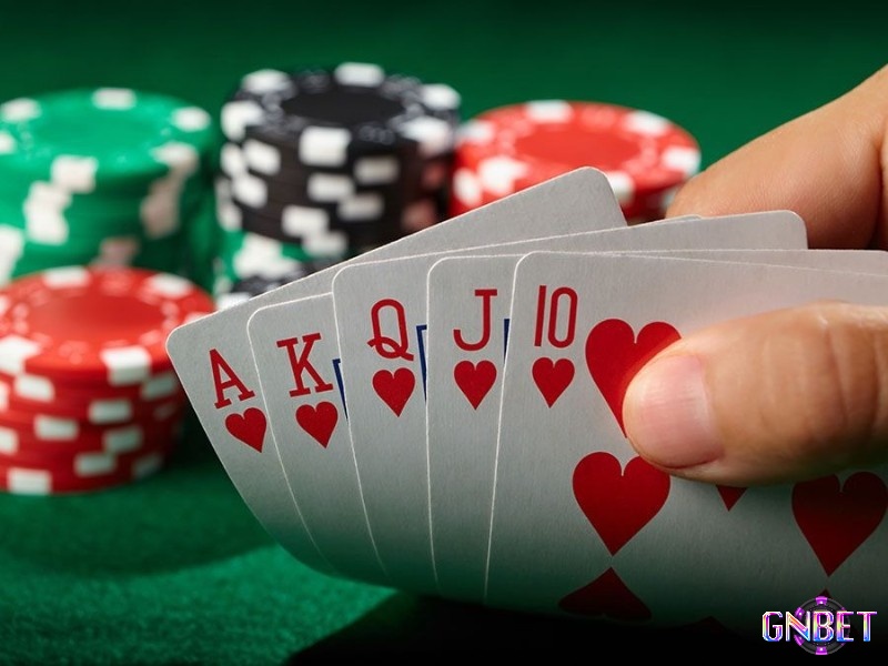 Sảnh rồng từ 10 - A trong bài poker